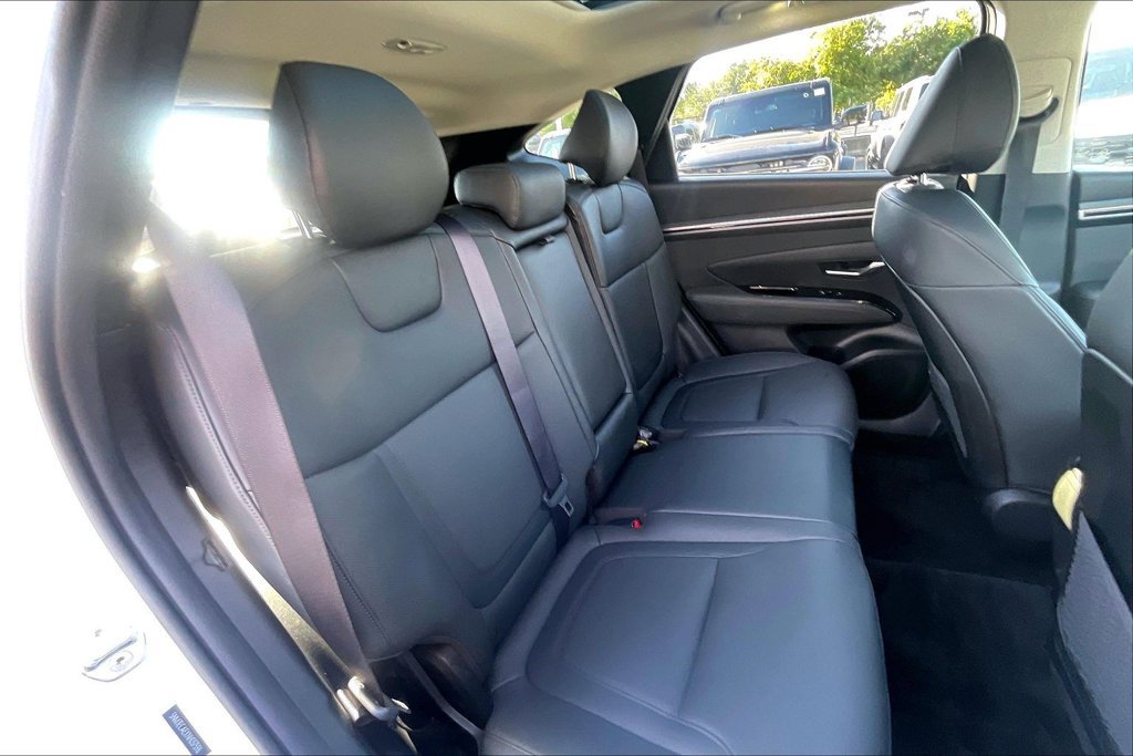 Used 2022 Hyundai Tucson Limited AWD/4WD image 26