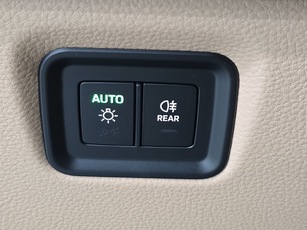 Used 2026 Porsche Cayenne S AWD/4WD image 21
