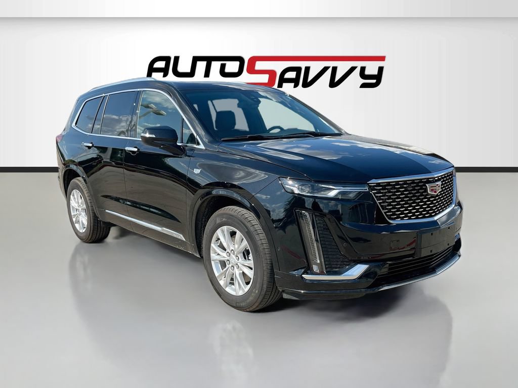 Used 2025 Cadillac XT6 Luxury FWD image 1