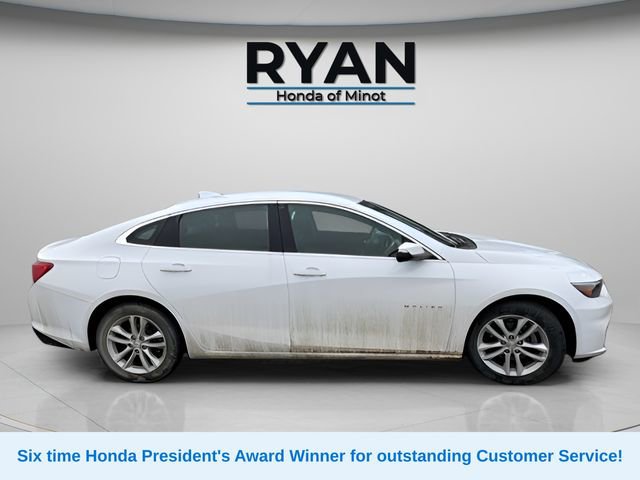 Used 2018 Chevrolet Malibu LT image 3