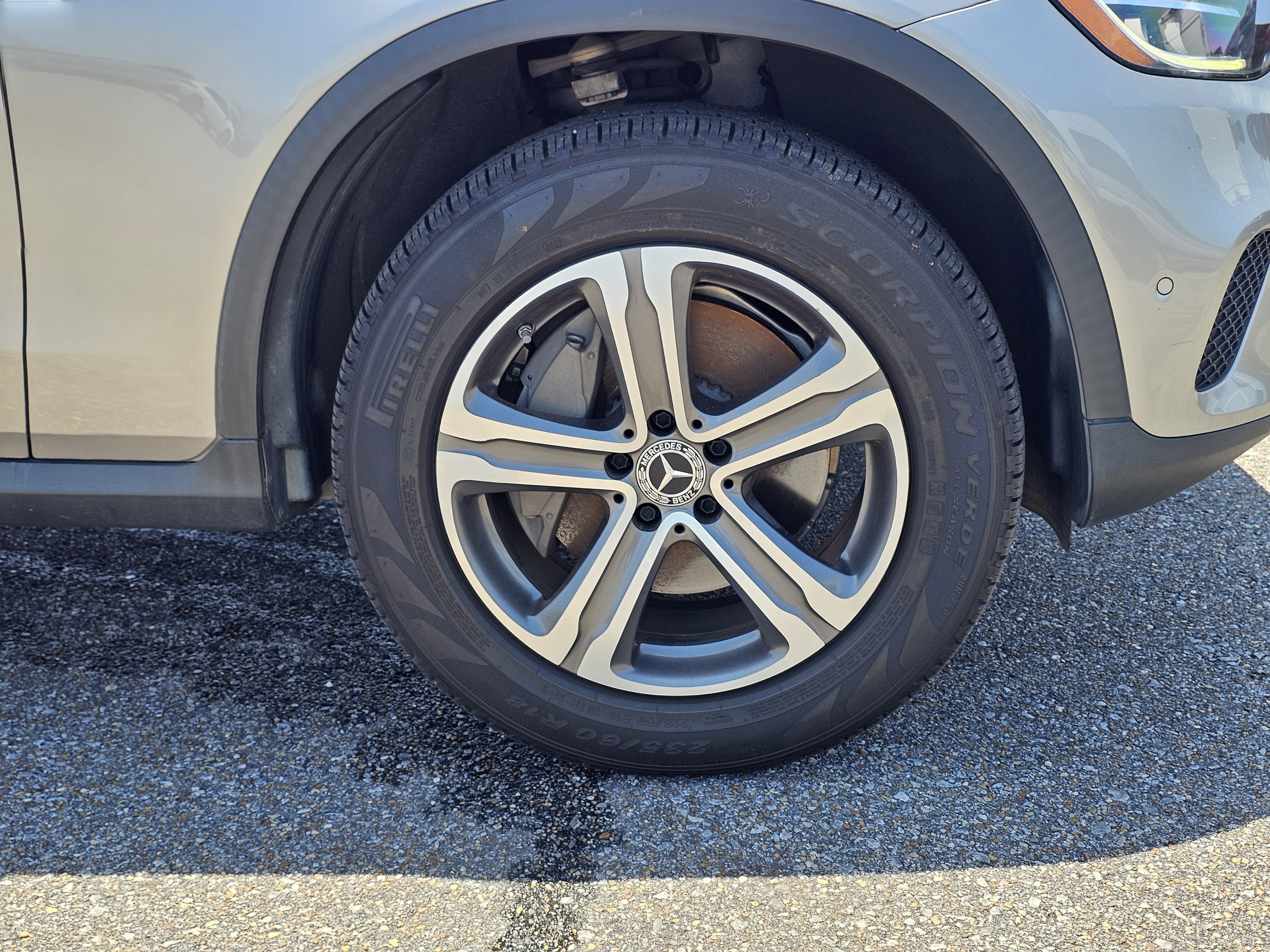 Used 2020 Mercedes-Benz GLC 300 image 6