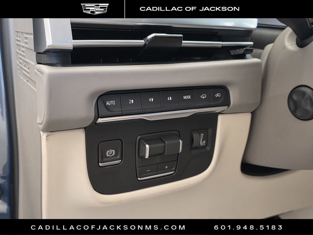 Certified 2026 Cadillac Escalade Platinum Sport w/ LPO, Floor Liner Package image 14