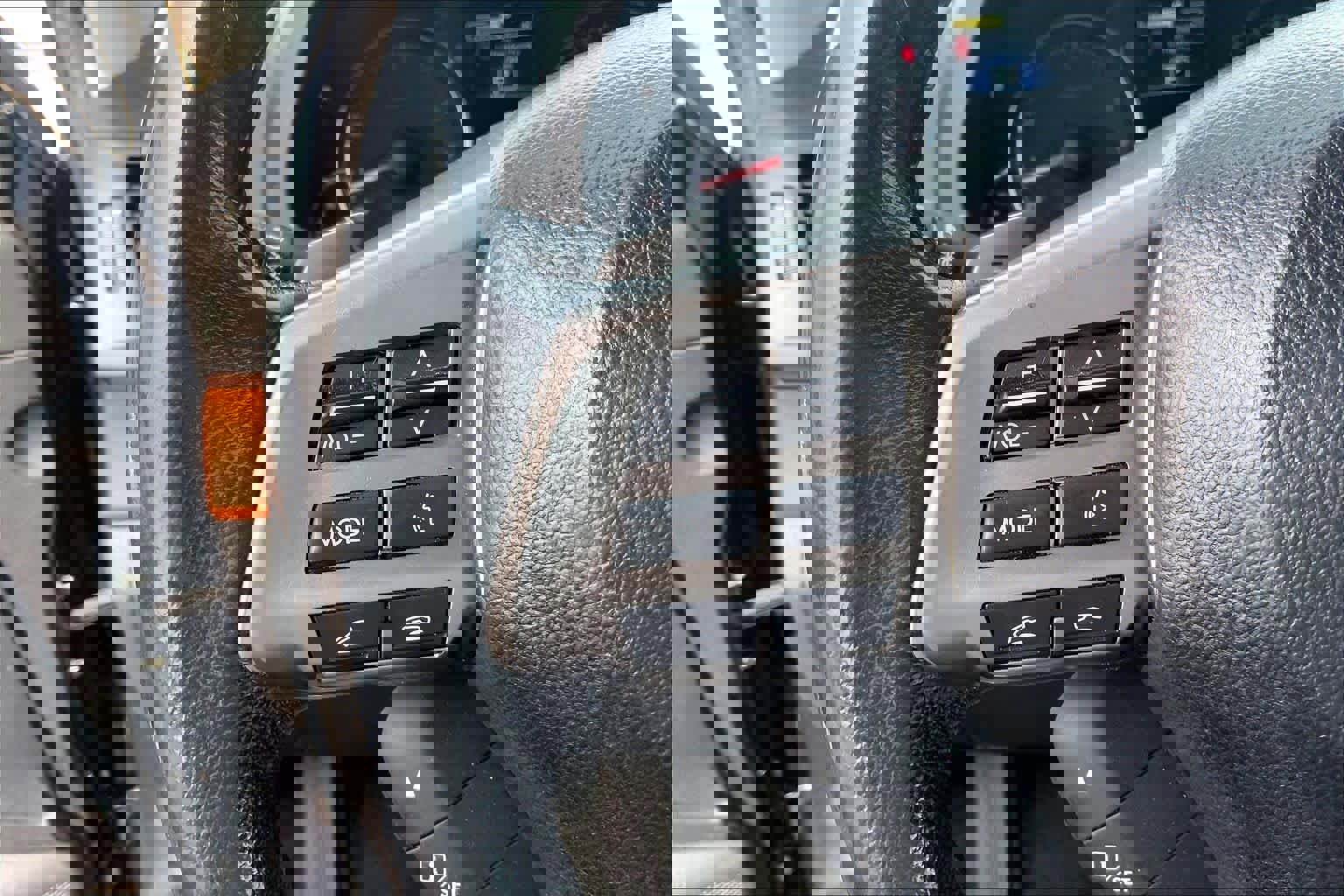 Used 2013 Subaru Outback 2.5i Limited image 23