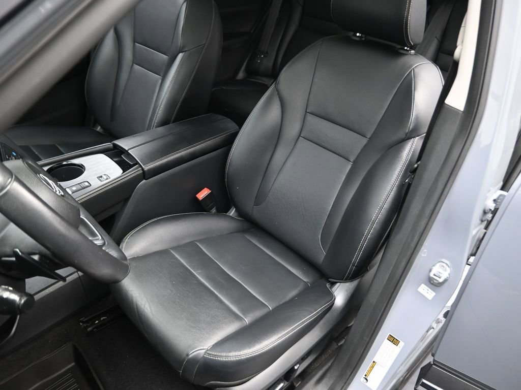 Used 2023 Nissan Rogue SL w/ SL Premium Package image 10