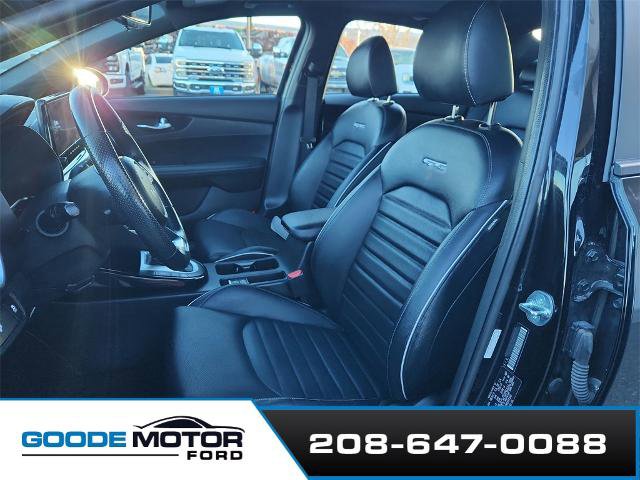 Used 2024 Kia Forte GT-Line w/ GT-Line Premium Package image 10