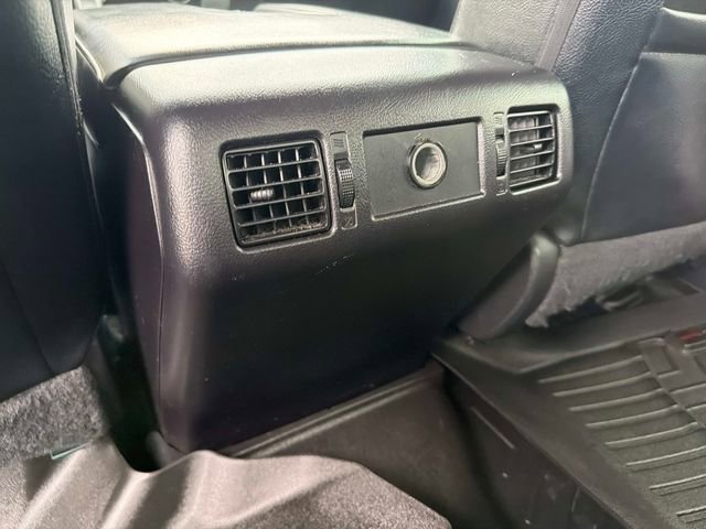 Used 2016 Toyota Tundra Limited w/ Limited Premium Package AWD/4WD image 15