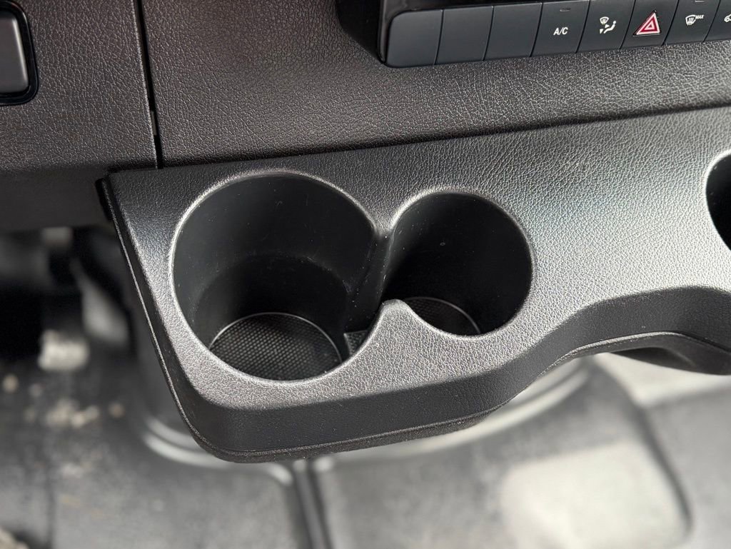 Used 2021 Mercedes-Benz Sprinter 2500 image 17