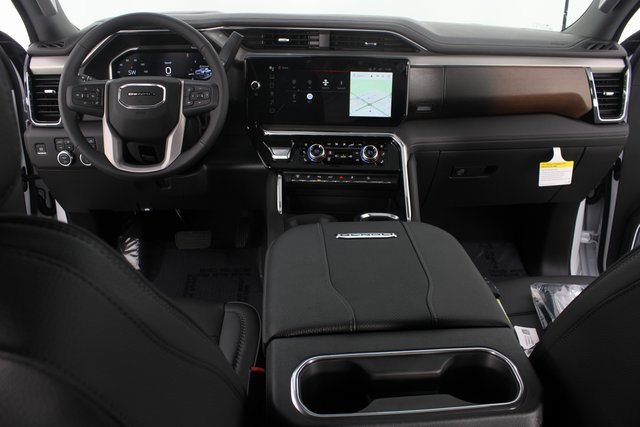 New 2026 GMC Sierra 2500 Denali w/ Denali Reserve Package image 12