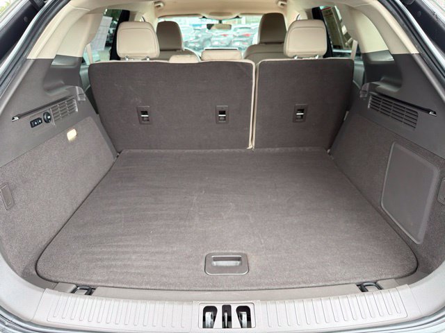 Certified 2023 Lincoln Nautilus FWD w/ Premium Package image 18