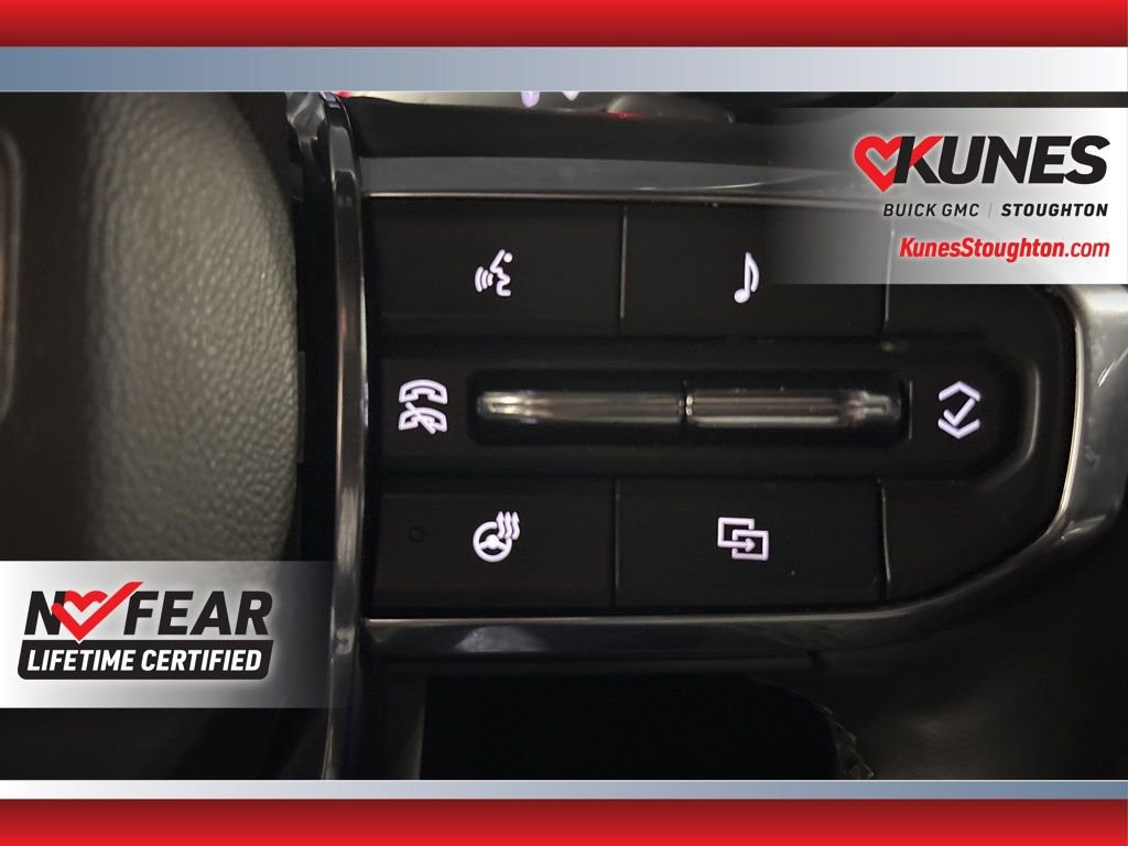 Used 2025 GMC Yukon Denali image 16