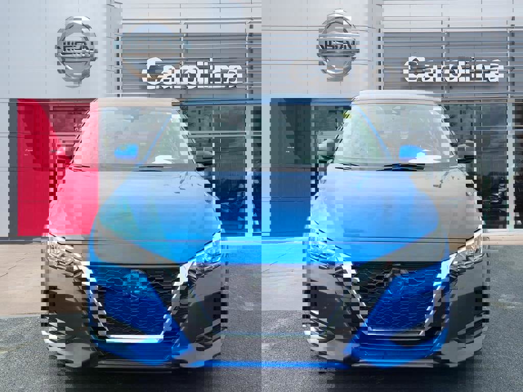 Used 2021 Nissan Sentra SV image 2