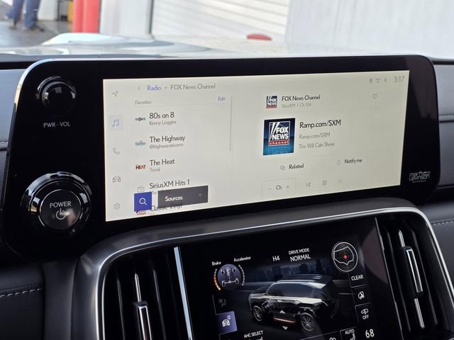 New 2026 Lexus LX 700h Luxury image 23