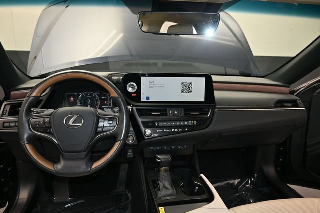 Used 2025 Lexus ES 350 Ultra Luxury FWD image 17