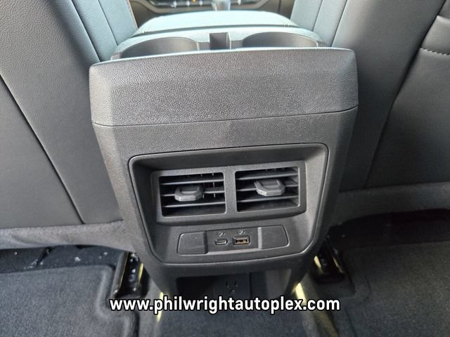 New 2026 GMC Canyon AT4 AWD/4WD image 12