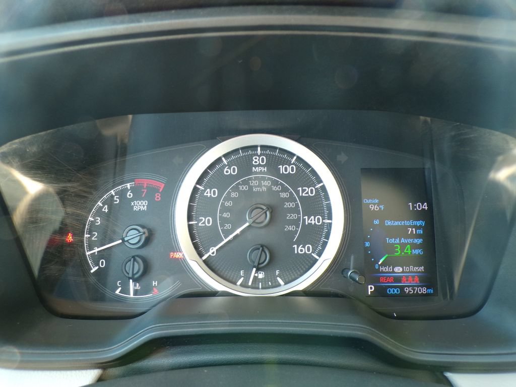 Used 2021 Toyota Corolla LE FWD image 24