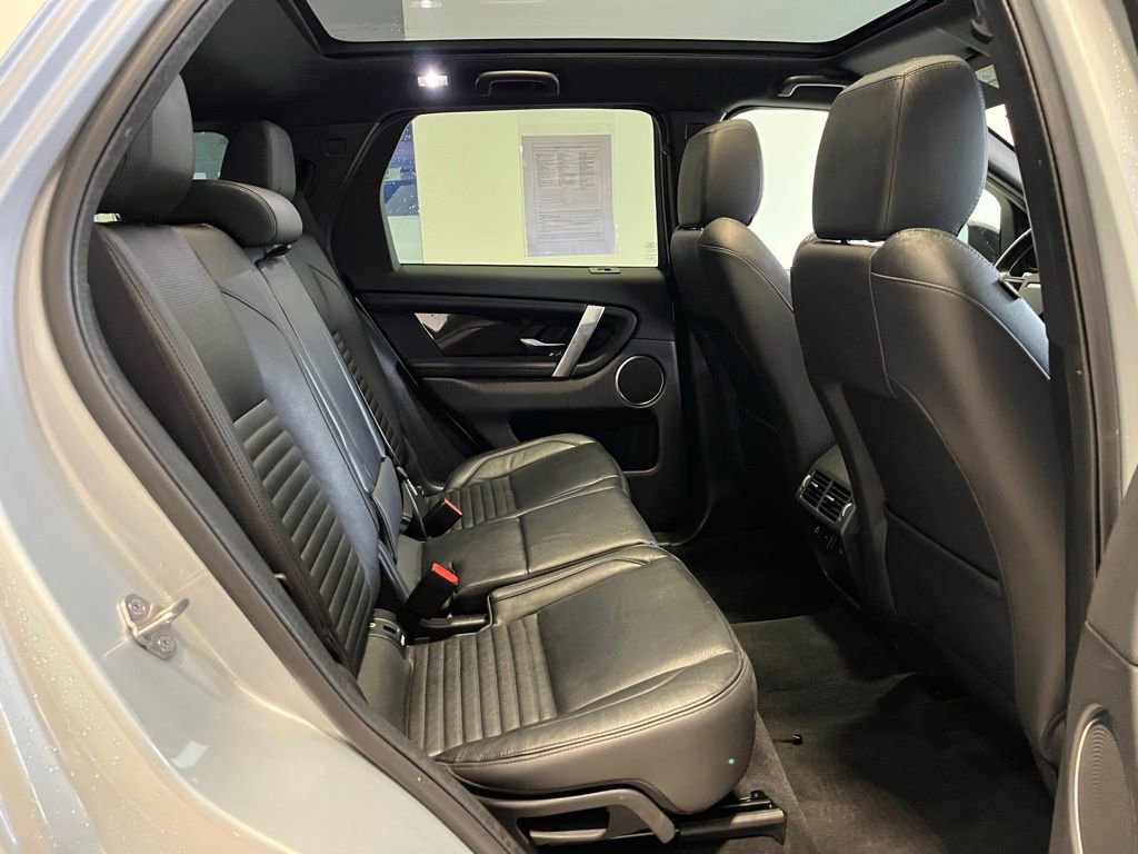 Used 2021 Land Rover Discovery Sport S image 25