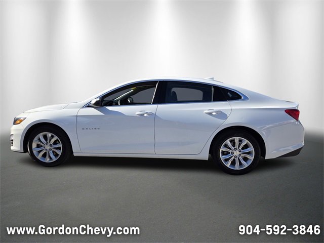Used 2024 Chevrolet Malibu LT image 2