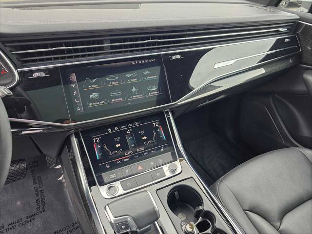 Used 2023 Audi Q7 2.0T Premium w/ Towing Package AWD/4WD image 30