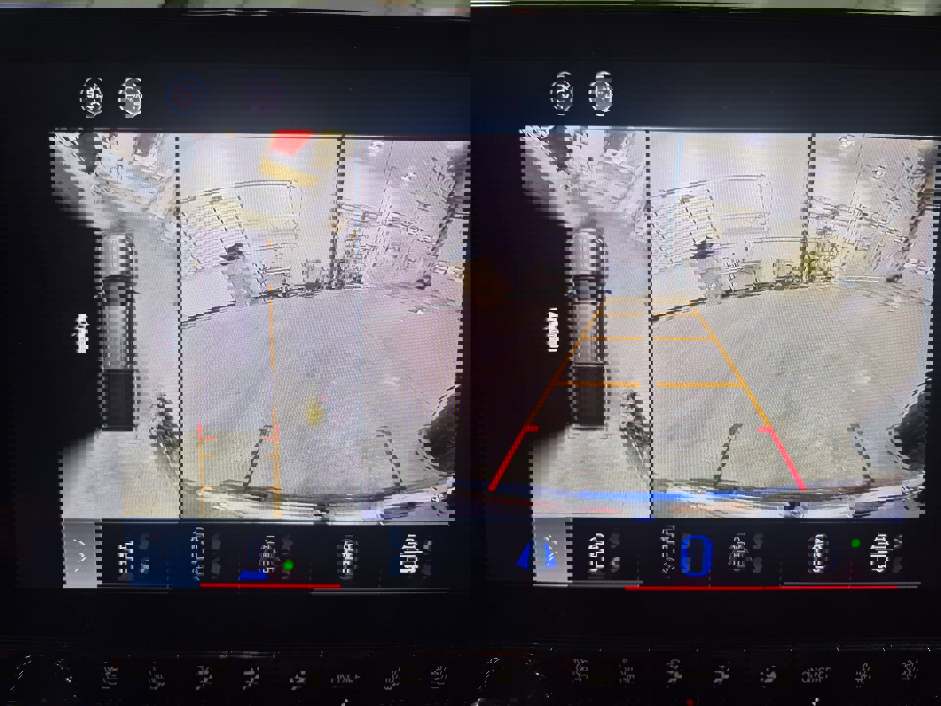 Used 2023 GMC Canyon AT4 w/ AT4 Premium Package image 16