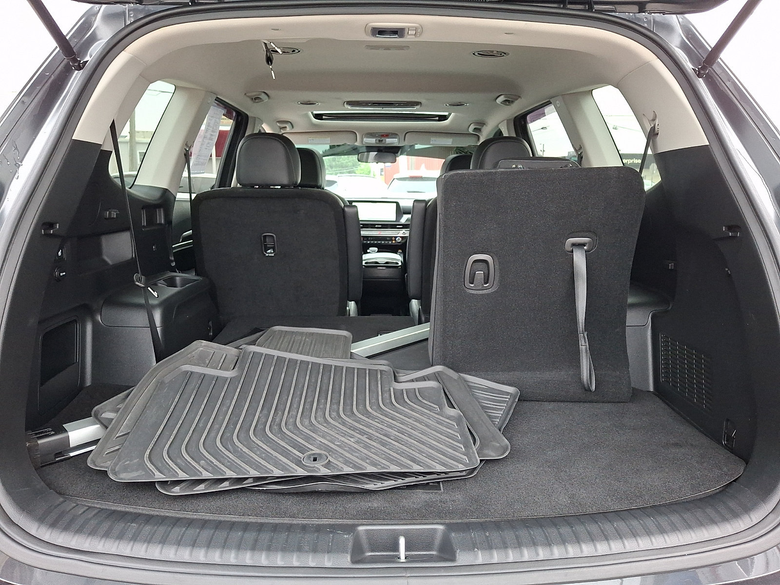 Certified 2024 Kia Telluride S w/ S Sunroof Package AWD/4WD image 30