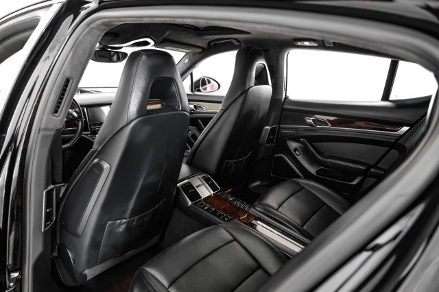 Used 2010 Porsche Panamera Turbo image 42