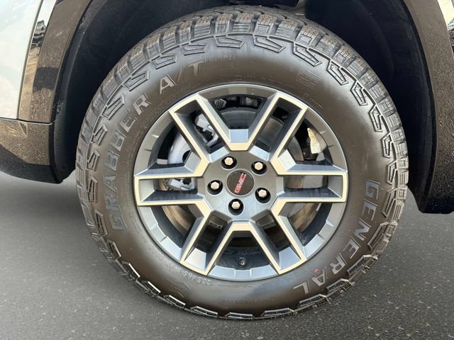 New 2026 GMC Terrain AT4 w/ Convenience Package III AWD/4WD image 10