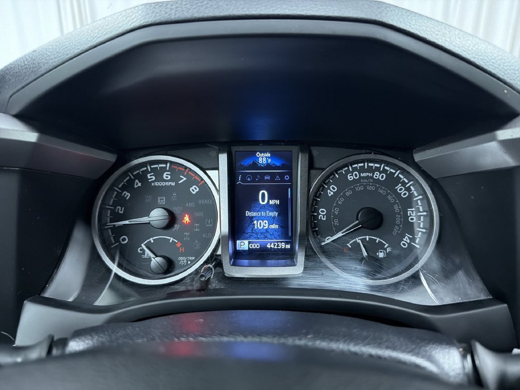 Certified 2022 Toyota Tacoma Limited AWD/4WD image 20