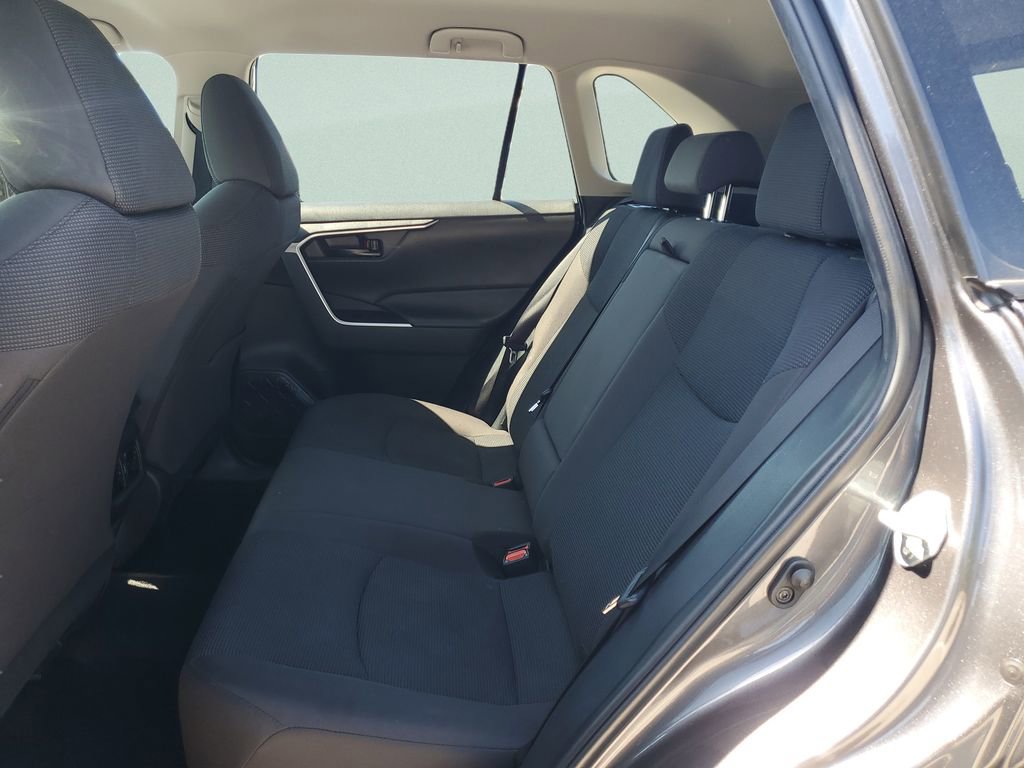 Used 2023 Toyota RAV4 LE image 13