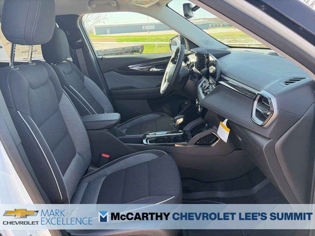 New 2026 Chevrolet TrailBlazer LT w/ Convenience Package FWD image 29