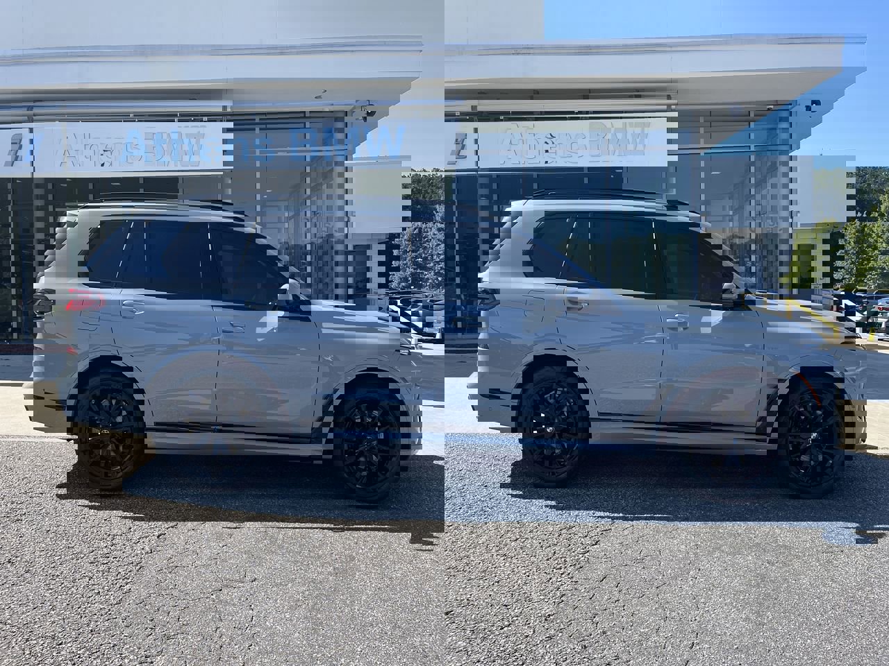New 2026 BMW X7 xDrive40i w/ Executive Package image 9