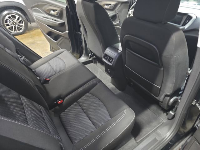 Used 2024 GMC Terrain SLE w/ Driver Convenience Package AWD/4WD image 13