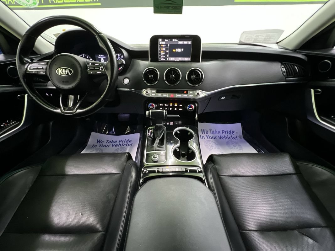 Used 2018 Kia Stinger RWD image 16