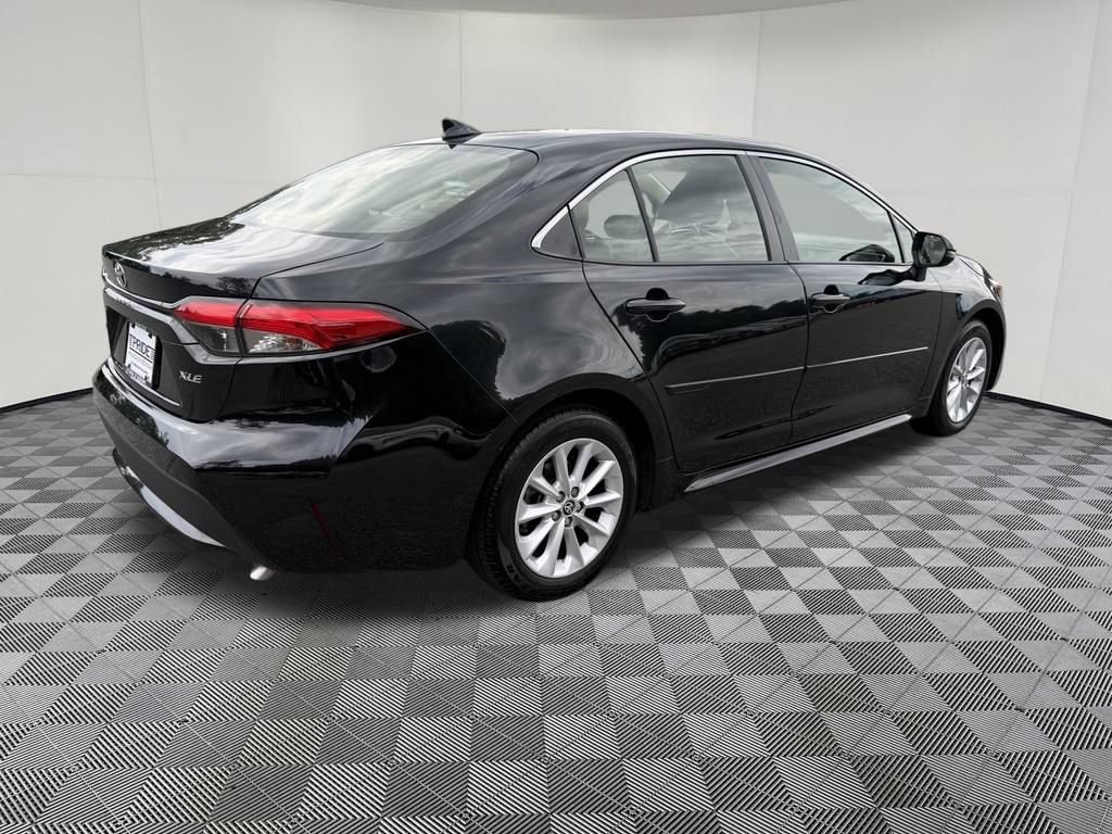 Used 2020 Toyota Corolla XLE FWD image 5