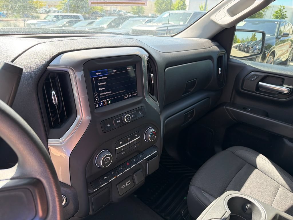 Used 2025 Chevrolet Silverado 1500 Custom w/ Turbomax Blackout Package RWD image 28