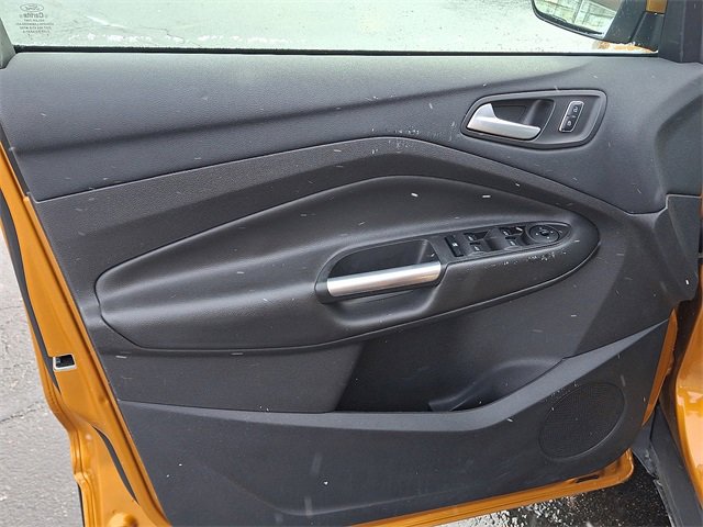 Used 2016 Ford Escape SE image 12