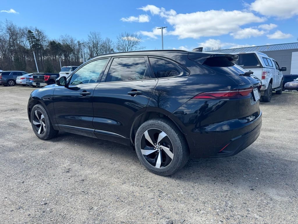Used 2025 Jaguar F-PACE R-Dynamic S image 3