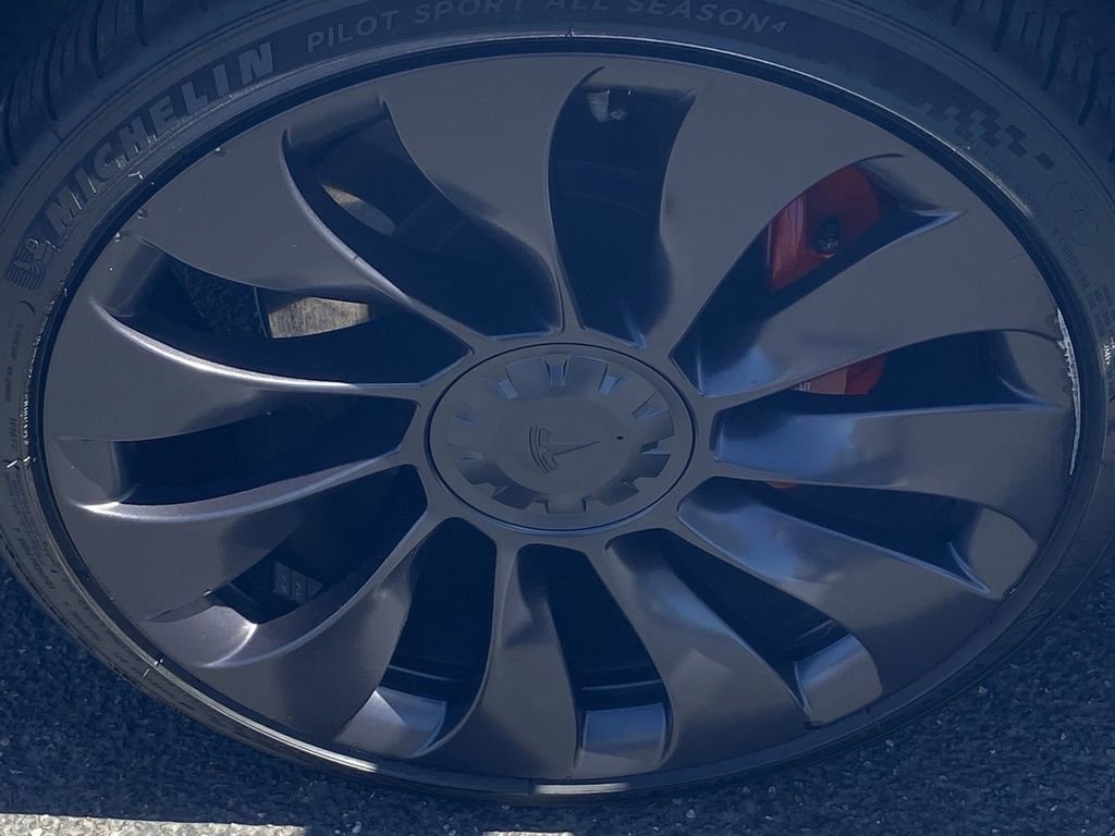 Used 2021 Tesla Model Y Performance AWD/4WD image 11