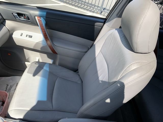 Used 2009 Toyota Highlander Limited image 28
