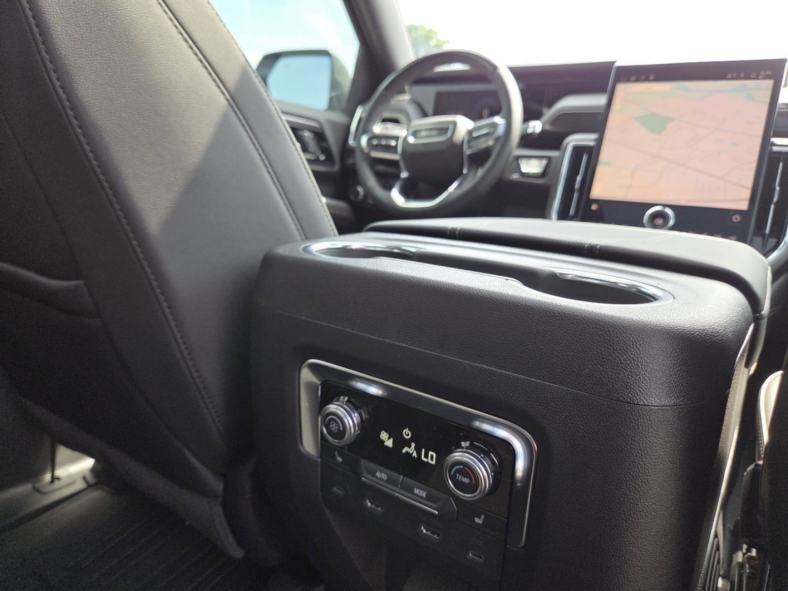 New 2026 GMC Yukon Elevation w/ Elevation Premium Package AWD/4WD image 27