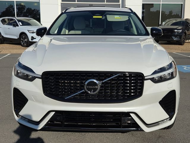 Certified 2024 Volvo XC60 B5 Plus w/ Protection Package Premier AWD/4WD image 6