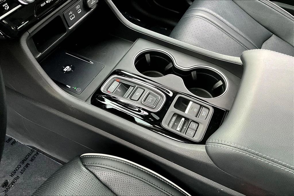 Used 2024 Honda Pilot Elite image 15