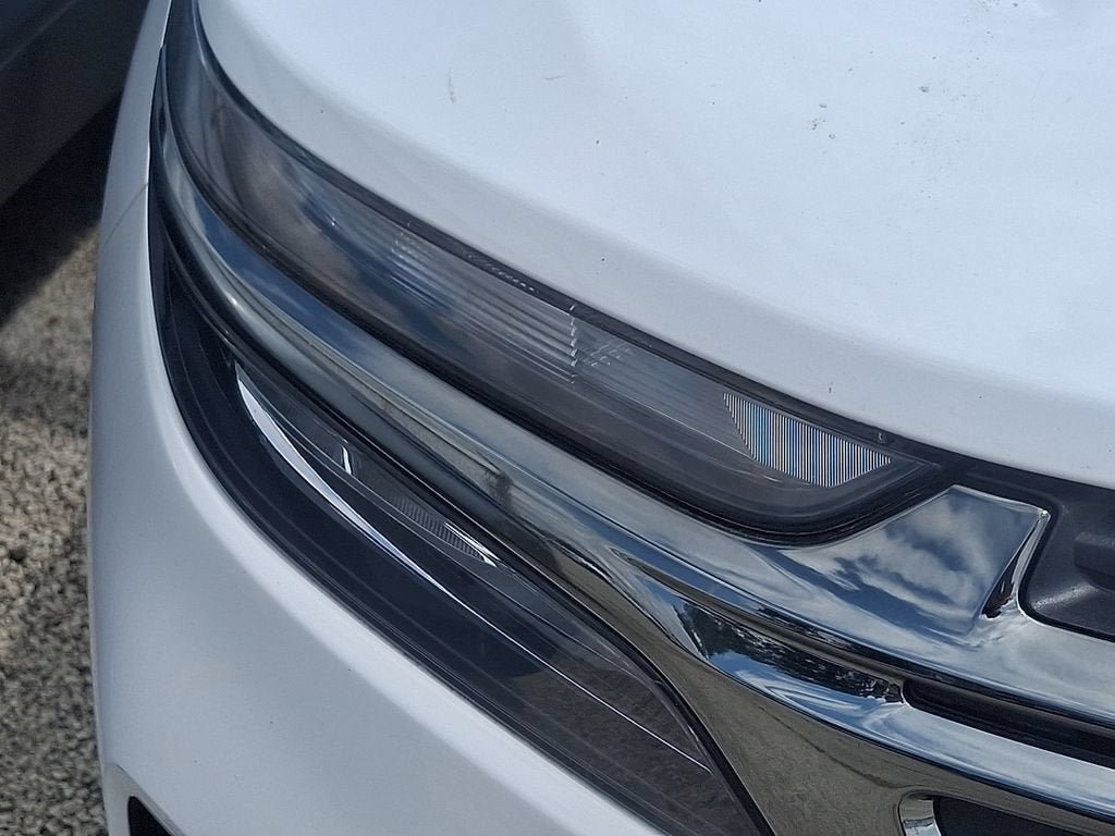 Certified 2023 Chevrolet Equinox LS w/ LS Convenience Package FWD image 12