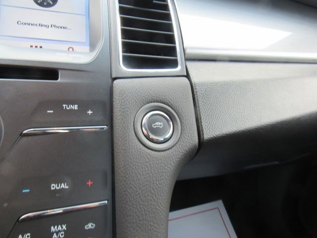 Used 2017 Ford Taurus SEL w/ Equipment Group 201A image 34