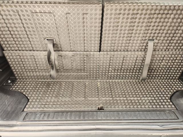 Used 2022 Land Rover Defender 110 X-Dynamic HSE AWD/4WD image 32