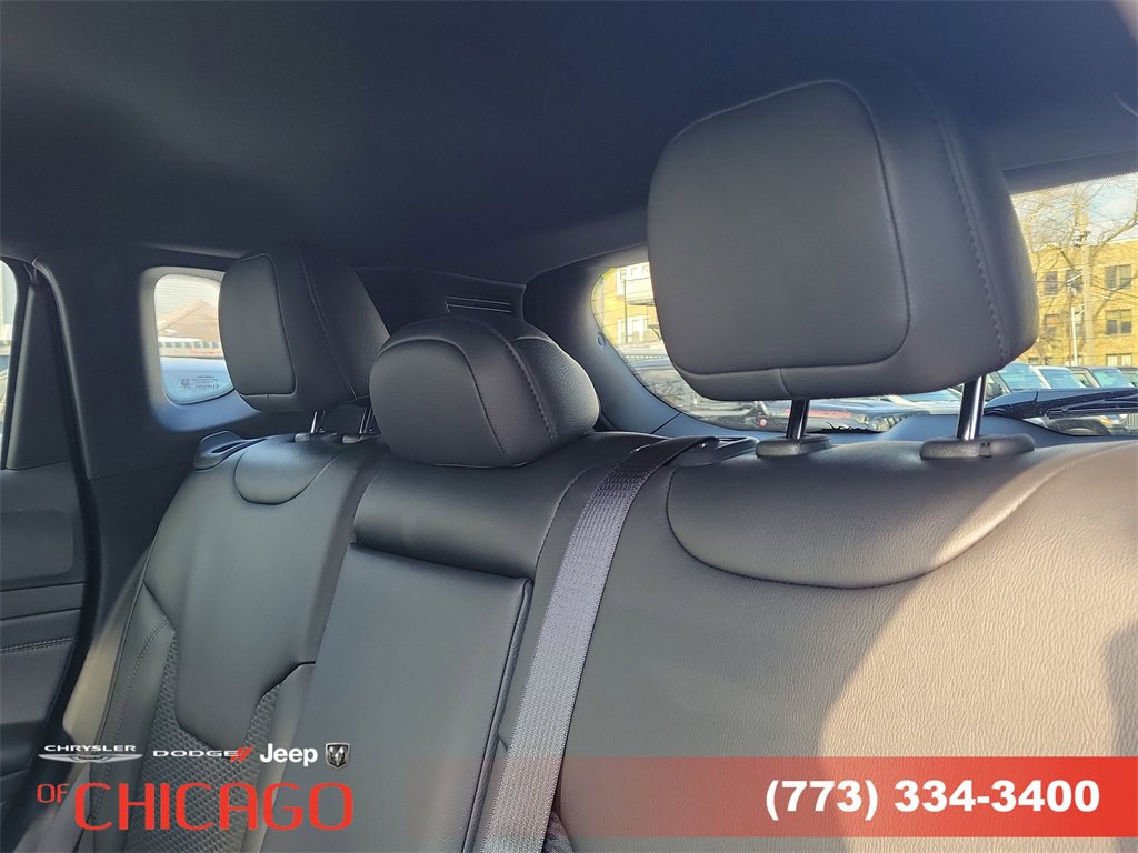 New 2026 Jeep Compass Latitude image 8