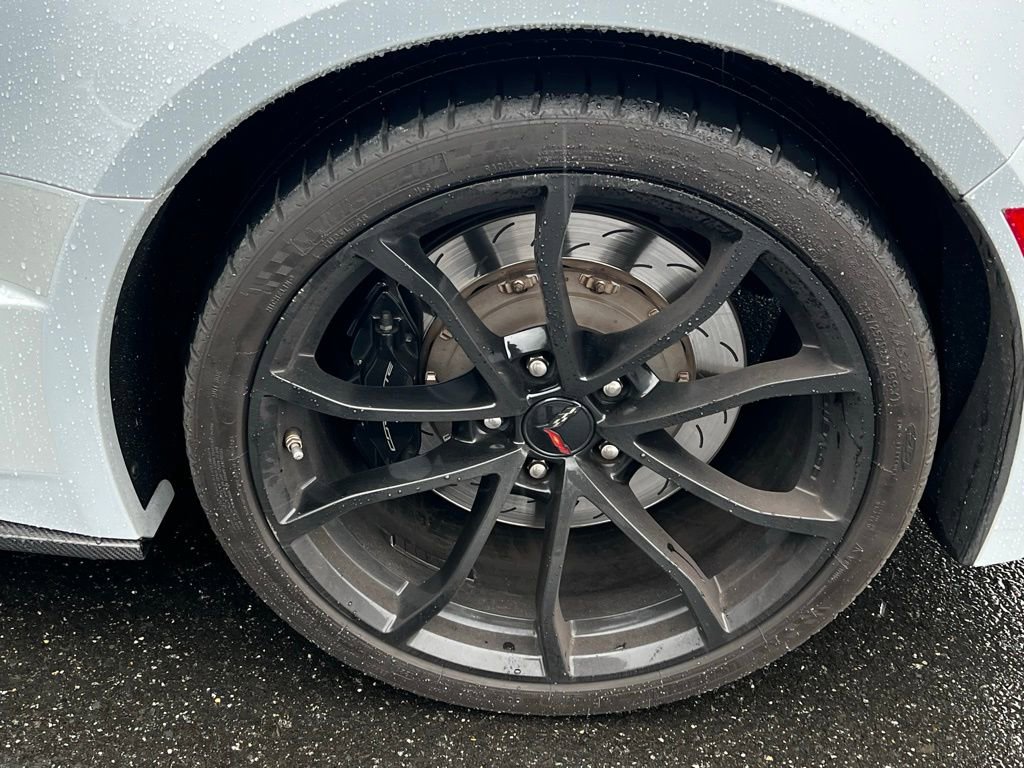 Used 2019 Chevrolet Corvette Grand Sport RWD image 11
