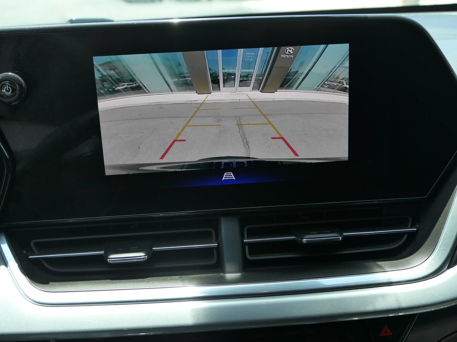 Used 2024 Chevrolet Trax LT FWD image 20