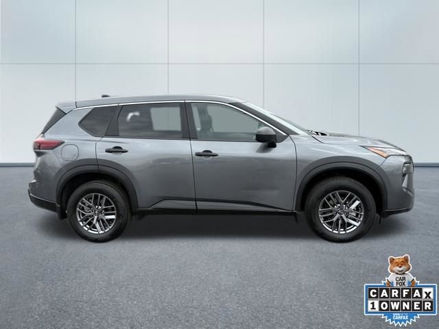 Used 2025 Nissan Rogue S video 2