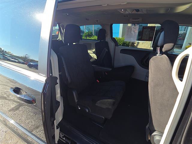 Used 2012 Dodge Grand Caravan Crew w/ Crew Value Pkg FWD image 12