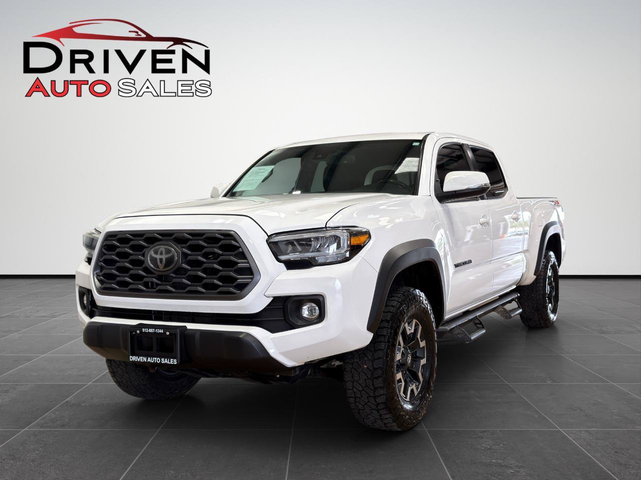 Used 2021 Toyota Tacoma TRD Off-Road w/ Technology Package AWD/4WD image 2